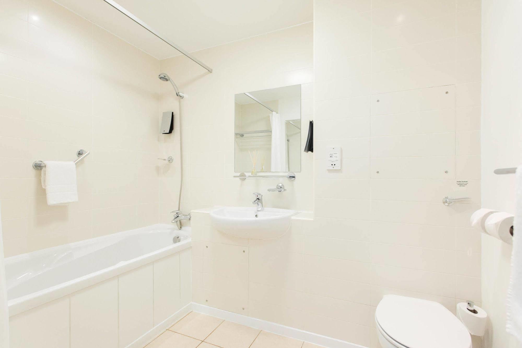 Premier Suites Newcastle Extérieur photo
