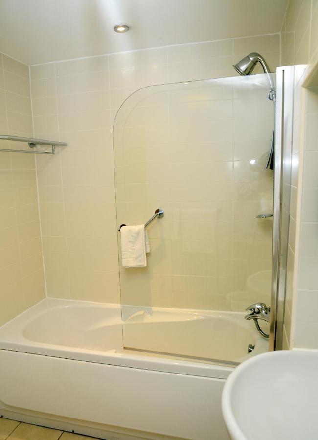 Premier Suites Newcastle Chambre photo